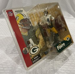 2002 McFarlane NFL Sportspicks Brett Favre Packers White Jersey/White Sleeves