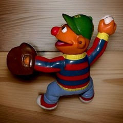 Sesame Street/ Ernie Baseball Pitcher /PVC Figure /1980s Applause Collectible.