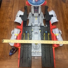 Paw Patrol Aircraft Carrier HQ with Chase Action Figure and Mighty Pups Cruiser