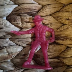 ✅Plastic Cowboys and Indians Figure Lot Red Green Yellow Blue 2-3 Inch