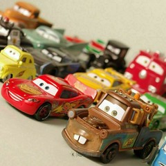 Disney Pixar Cars Lot Lightning McQueen 1:55 Alloy Model Toy Car Christmas Gift