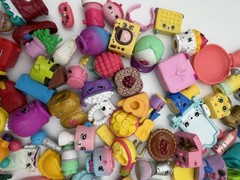 Shopkins Lot of Over 150 Figures 3 Dolls Toys from Mixed Seasons