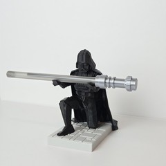 3D Printed Darth Vader Pen Holder with Custom Base & Lightsaber Pen – Red Blue