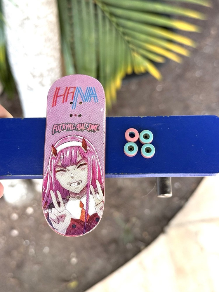 Hana Anime 34mm Fingerboard Deck Joycult Wheels (Missing 1 Bearing) Blackriver