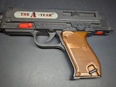 Vintage 1983 Arco The A-TEAM M-24 Assault Rifle Pistol Target Game Set Toy Gun