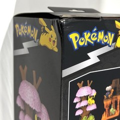 Pokémon Select Series 4 – Spring Forest Environment – Pikachu & Caterpie Pokemon