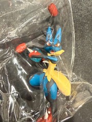 Mega Lucario Pokémon center Re-Ment Swing Vignette Series 4 rement Figure
