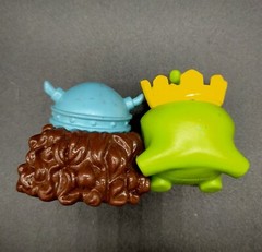 SEND RANDOM 4pcs Cartoon Game CUT THE ROPE OM NOM Frog 5CM Figure Collection Toy