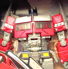 Hasbro Transformers Rise of the Beasts Optimus Prime #102 Voyager Class Figure