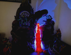 Masters of the Universe Snake Mountain Origins Light up Lava Fall MOTU