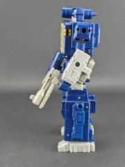 Transformers Netflix Soundwave ONLY War For Cybertron WFC Earthrise Walmart