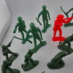 Vintage Army Cowboy Native American Toy Figures Lot 26pcs Green Yellow Red