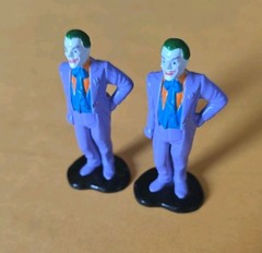 (2) 1990 Ertl Die-Cast “THE JOKER” Jack Nicholson 2610A DC Comics 2.25 In