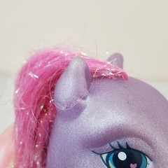 Hasbro My Little Pony G3 PETAL BLOSSOM 2003 Super Long Hair Pony