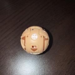 BAKUGAN Klawgor 600G Tan Subterra NEW VESTROIA