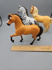 DreamWorks Spirit Riding Free Horses 2017 Chica Linda Palomino Bluffs Lot Of 3