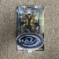 JOY RIDE STUDIOS HALO 2 SERIES 7 HERETIC ELITE W/COVENANT CARBINE & ENERGY SWRD