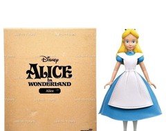 Disney Ultimates Alice in Wonderland Alice 7-Inch Scale Action Figure