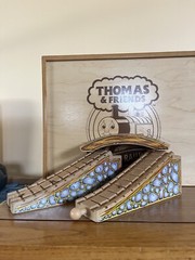 THE GREAT Railway Adventures WOODEN TRAIN STONE BRIDGE THOMAS FRIENDS COMPATIBLE