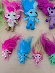 The Zelfs Trolls Figures Huge Lot – 10 Minis, 12 Small, & 1 Medium = 23 Total