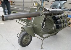 Ultimate Soldier 1:18 Vietnam War ARVN & Vespa 150 TAP Scooter 21st Century Toys