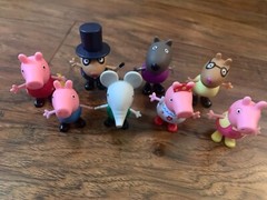 Peppa Pig and Friends Case+ 8 Toy figurines+24 Pc Puzzle+12 Color Pages+Bookmark