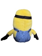 Illumination’s Minions: The Rise of Gru Small Tactile Plush KEVIN Squeeze Me! 9″
