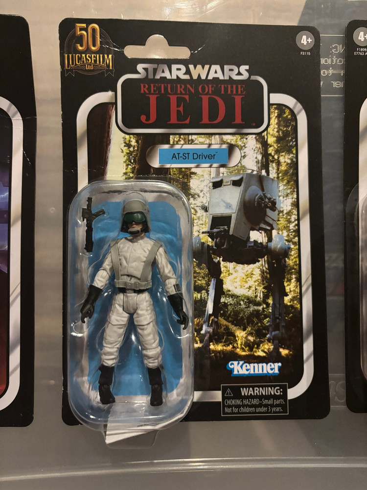 Star Wars 3.75” TVC RotJ AT-ST Driver VC192