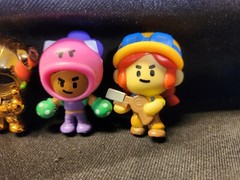 LOT OF 5-Line Friends Brawl Stars Mini Fig- CHASE GOLD LEON/Bo/Amber/Rosa/Jessie