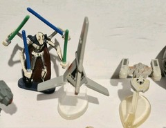 LOT 17 VINTAGE STAR WARS MICRO MACHINES SHIPS FIGURES DARTH VADER LUKE SKYWALKER