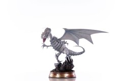 Yu-Gi-Oh! – Blue Eyes White Dragon 14″ PVC Statue