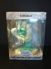 ICE HAND Custom Kidrobot Santa Cruz Screaming Hand Figure