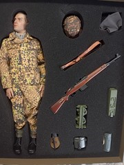 DID WWII German 12th SS Panzer Div Lio 1/6 scale IN BOX ACTION FIGURE 12″