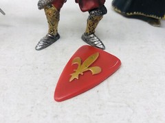 2003 Schleich Knights & Horse – Red, Gold, Black Medieval Figures