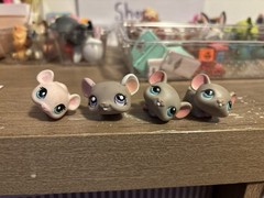 LPS Littlest Pet Shop LOT!! Ask Me Questions Regarding Littlest Pet Shop!! Read