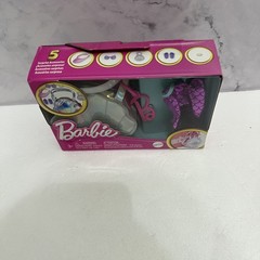 Barbie Clothes, Deluxe Bag with Swimsuit and Themed Accessories Damaged Box