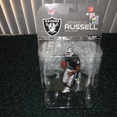 McFarlane 2008 JaMarcus Russell Oakland Raiders series 17 (rookie piece)