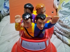 Vintage & Rare The Wiggles Big Red Car Hard Plastic and 4 Original Figures 2003