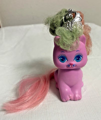 Vintage Little Pretty Kitty Heaven Heart – Mattel Pink Cat w/ Crown – Rare