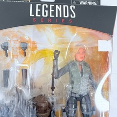 Marvel Legends Black Widow Avengers Infinity War Cull Obsidian BAF Hasbro E1568