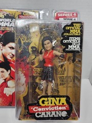 Round 5 World of MMA Collectibles Series 4 (2009) CUNG LE & GINA CARANO NEW