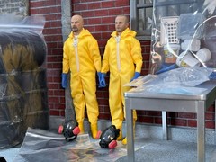 Manipple Studio 1/12 Breaking Bad Walter and Jessie Mezco Style Hazmat Figures