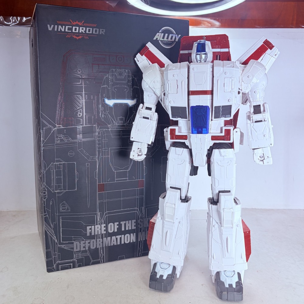 Transformers G1 Jetfire Skyfire V33-06 Transforming 14-INCH Action Figure Toy