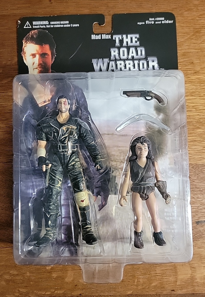 N2 Toys MAD MAX 2 The Road Warrior Max and Feral Boy Figures, New Sealed