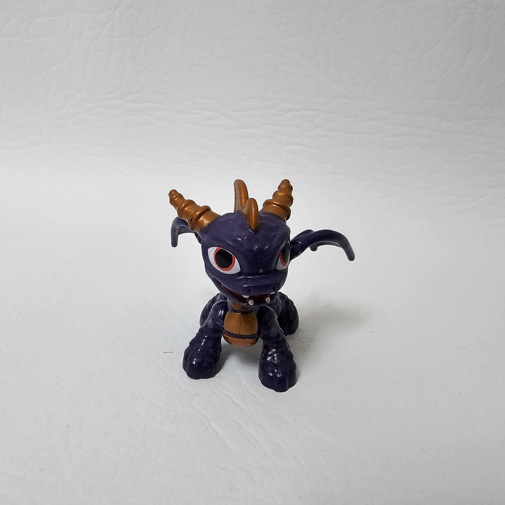 Mega Bloks Skylanders Giants Classic Spyro Action Figure Purple Toy Dragon Block