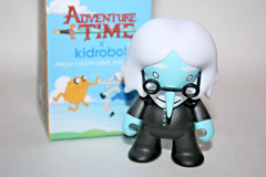 KIDROBOT 2018 ADVENTURE TIME FRESH 2 DEATH SERIES SIMON ART TOY
