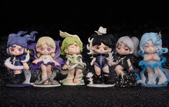 TNT SPACE DORA Material Vistas Confirmed Figure Card Box Choose Character