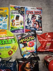 13 Piece Movie/toy Collectibles Lot,random Mix