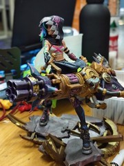 18CM League of Legends LOL Jinx PVC Statue Handmade Figure Model Collectibles