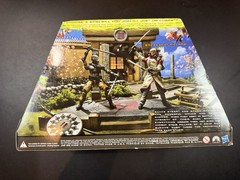 Exclusive GI Joe Movie The Rise of Cobra Exclusive Ninja Battles Snake Eyes Vs.